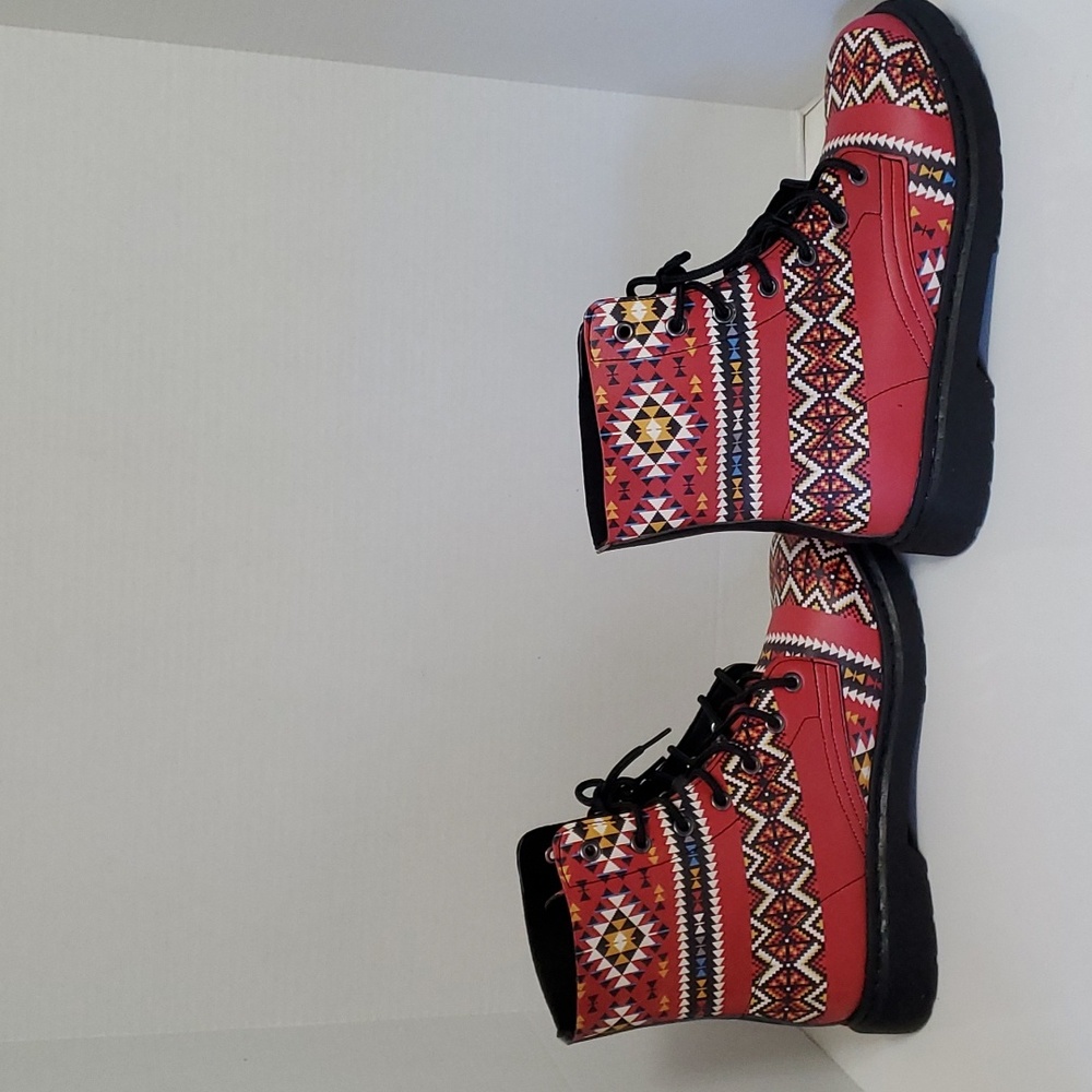 New!  Yes We Vibe Vegan Leather Aztec Red Bohemian Boots, 10.5 Men/12 Women - Picture 2 of 8